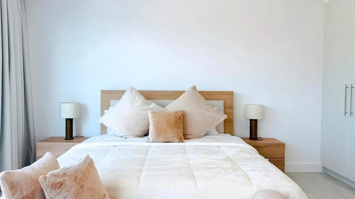 Sophisticated 2Br In Jlt - Walk To Metro & Lake Dubai United Arab Emirates