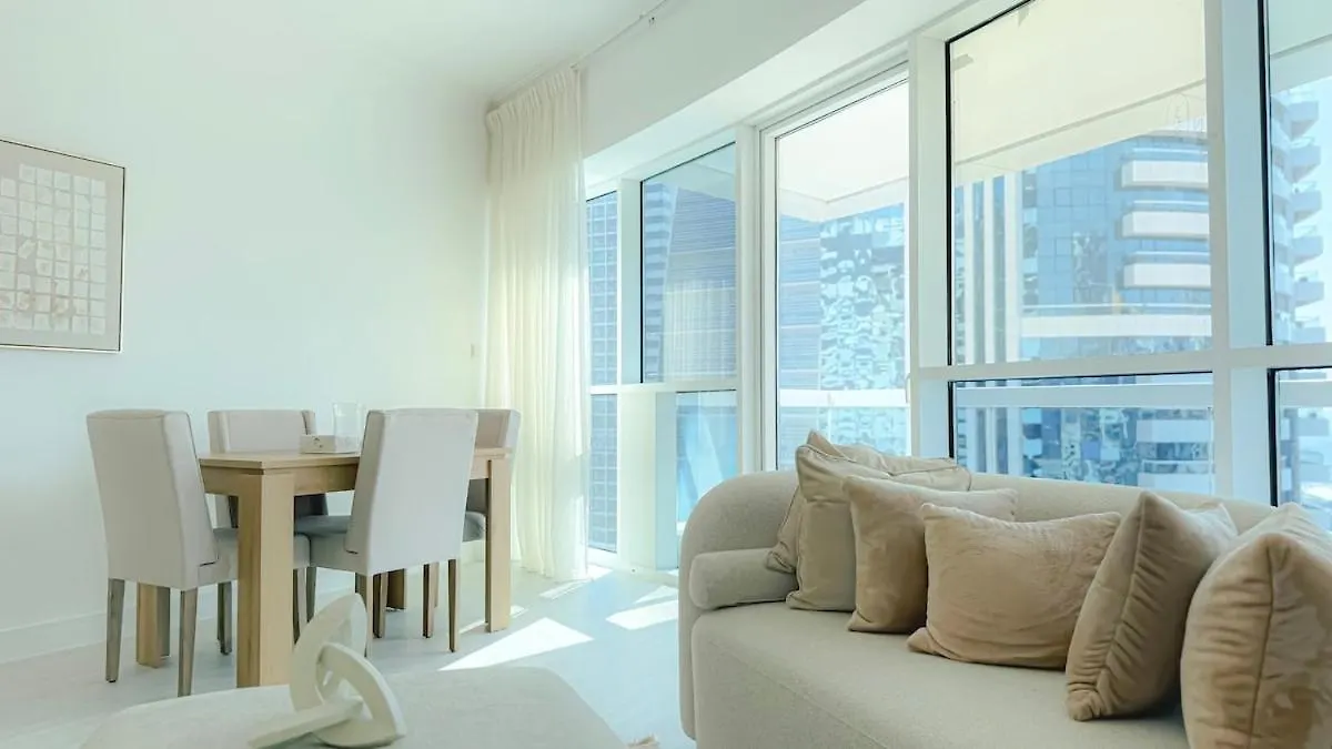 Sophisticated 2Br In Jlt - Walk To Metro & Lake Dubai United Arab Emirates