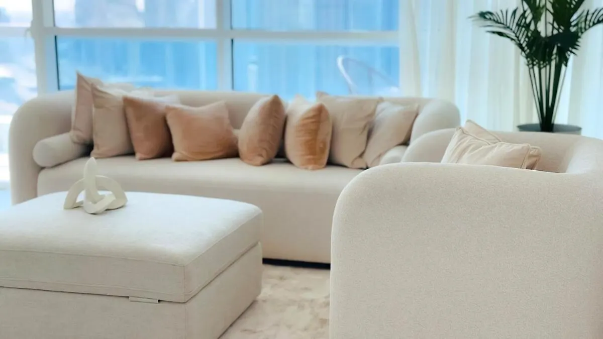 Sophisticated 2Br In Jlt - Walk To Metro & Lake Dubai