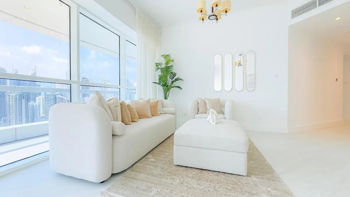 Sophisticated 2Br In Jlt - Walk To Metro & Lake Dubai United Arab Emirates